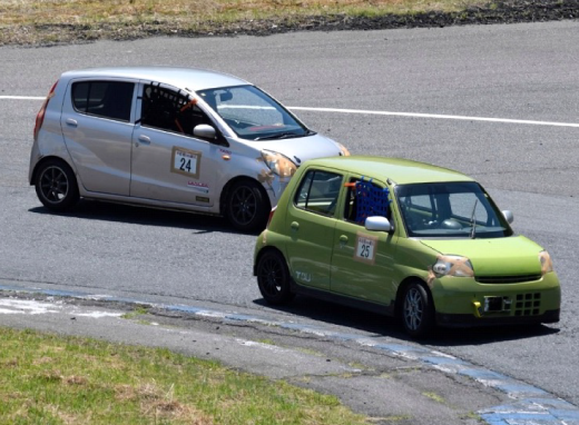 自動車部の様子1